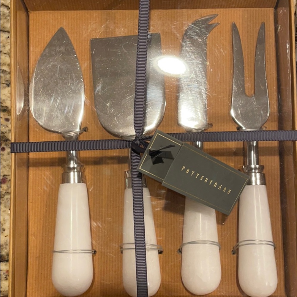 Pottery barn cheese knife set